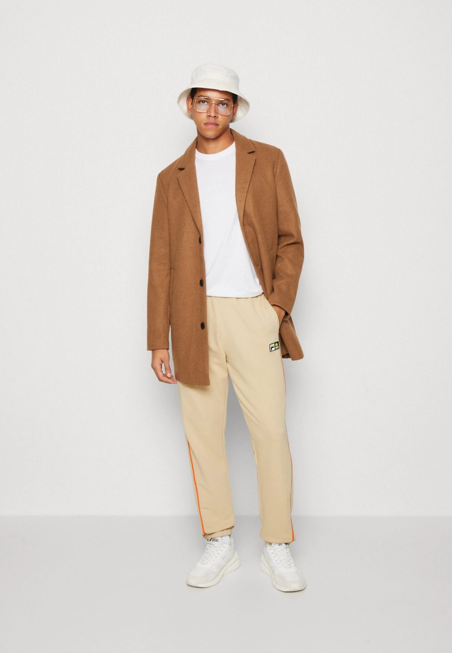 Fila Wide JoggerUnisex - Pantalones Deportivos - Fields Of Rye - Imagen 2