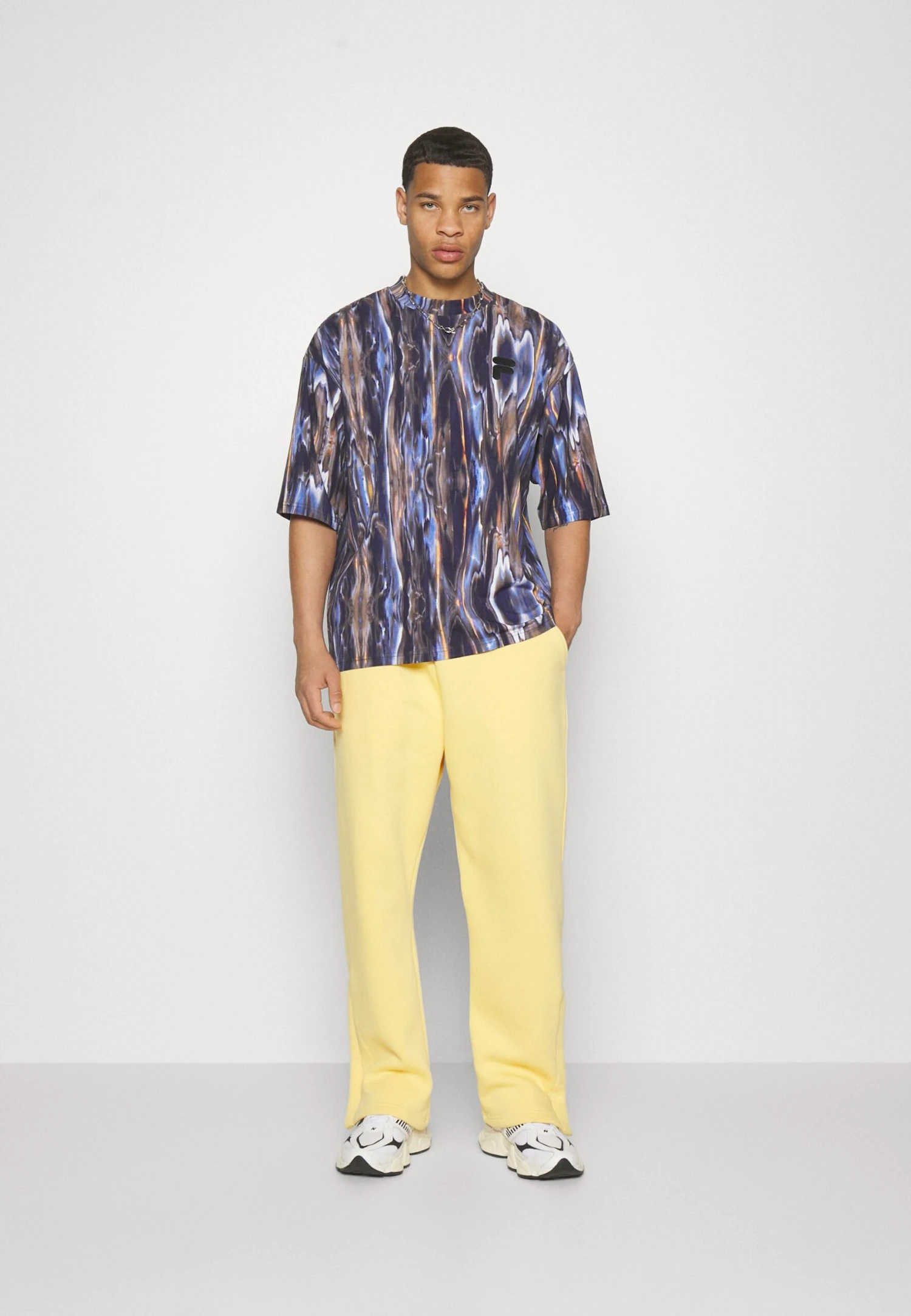 Fila Commercy Oversized Tee Unisex - Camiseta Estampada - Blue Melting - Imagen 2