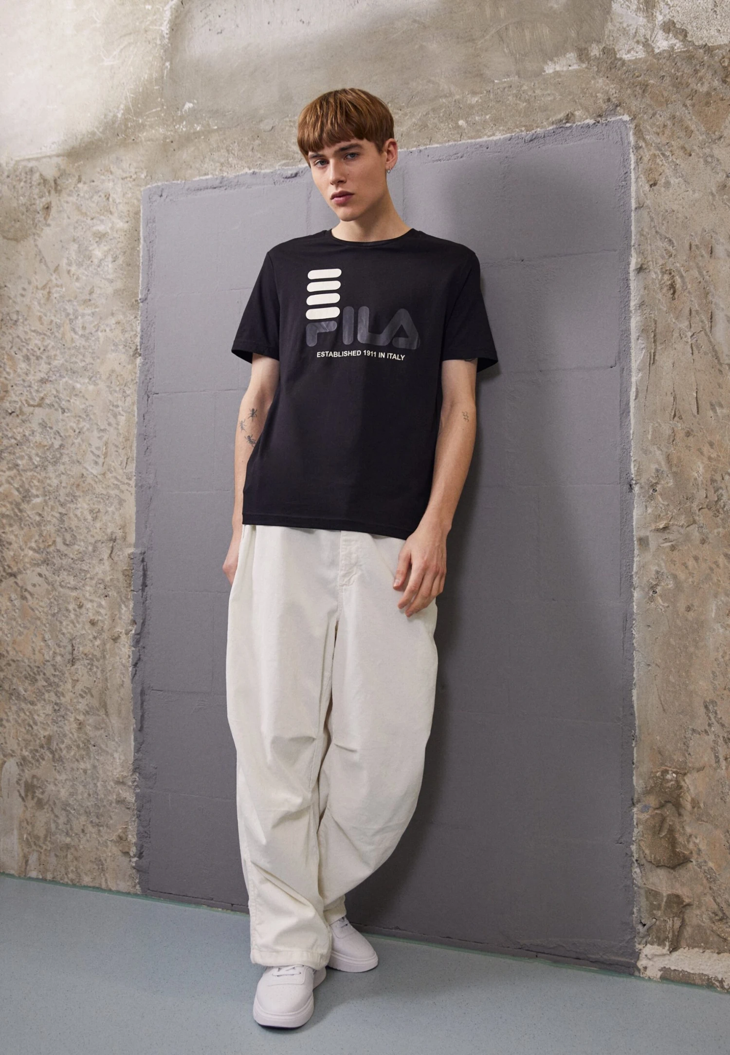 Fila Bippen Tee - Camiseta Estampada - Black - Imagen 2