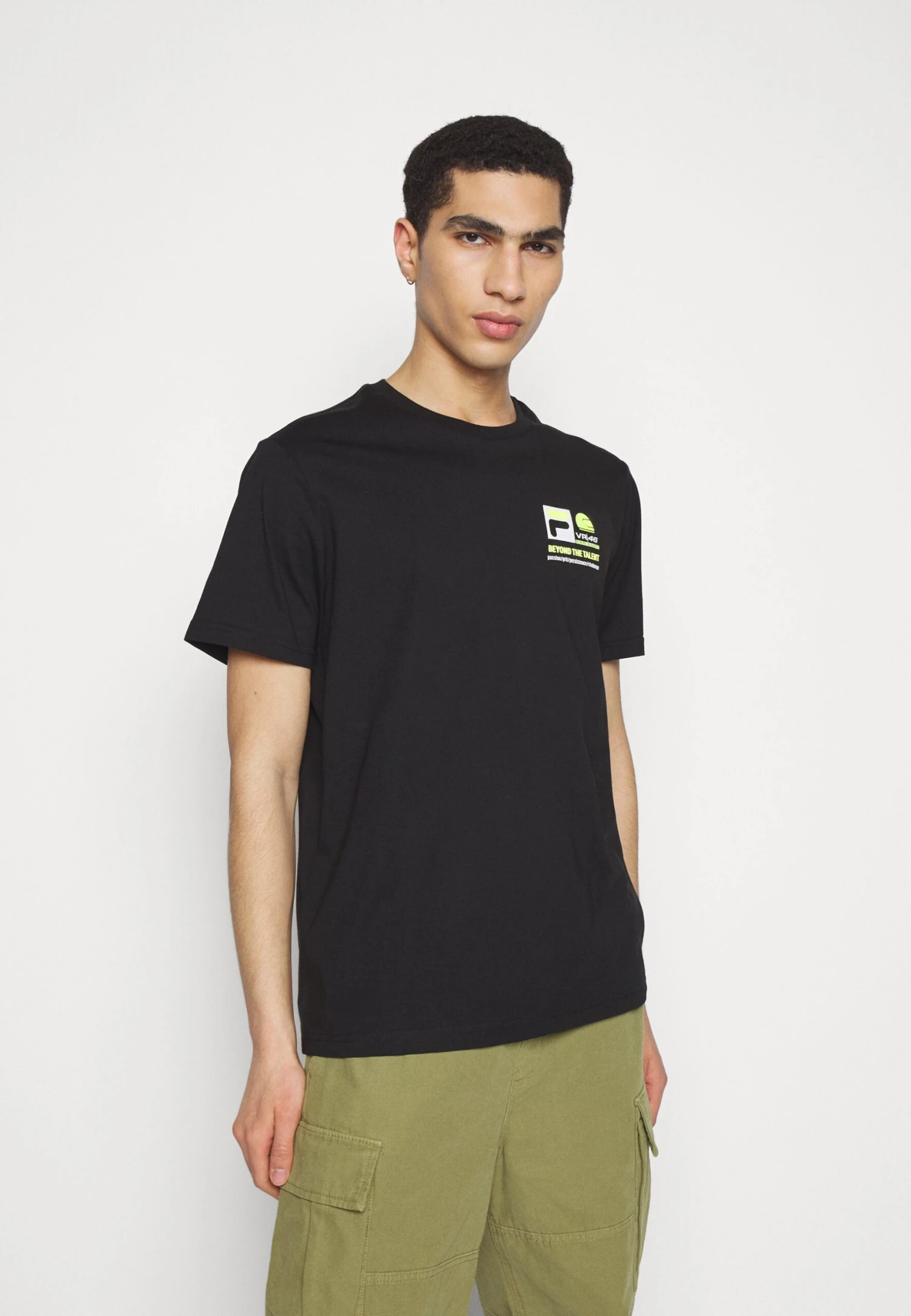 Fila Tee - Camiseta Estampada - Black - Imagen 3