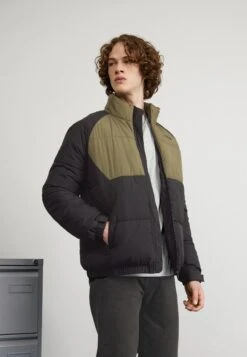 Fila Tarsus - Chaqueta De Invierno - Black/Olive Night