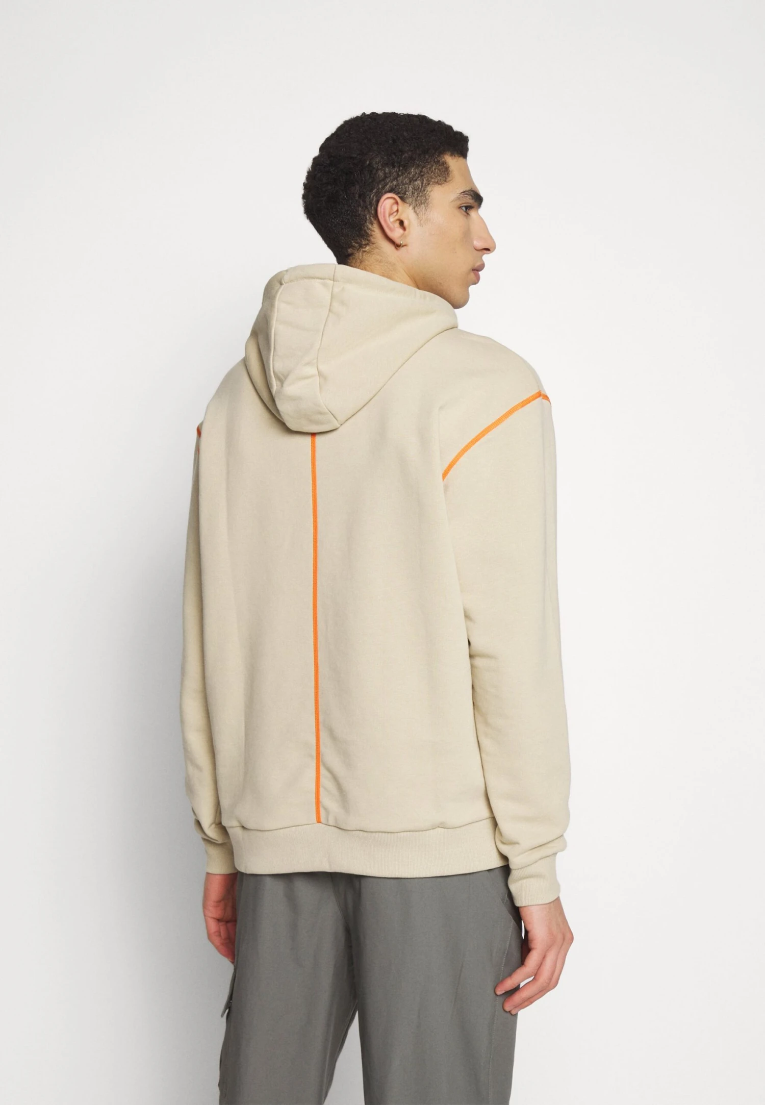 Fila Hoody Unisex - Jersey Con Capucha - Fields Of Rye - Imagen 4