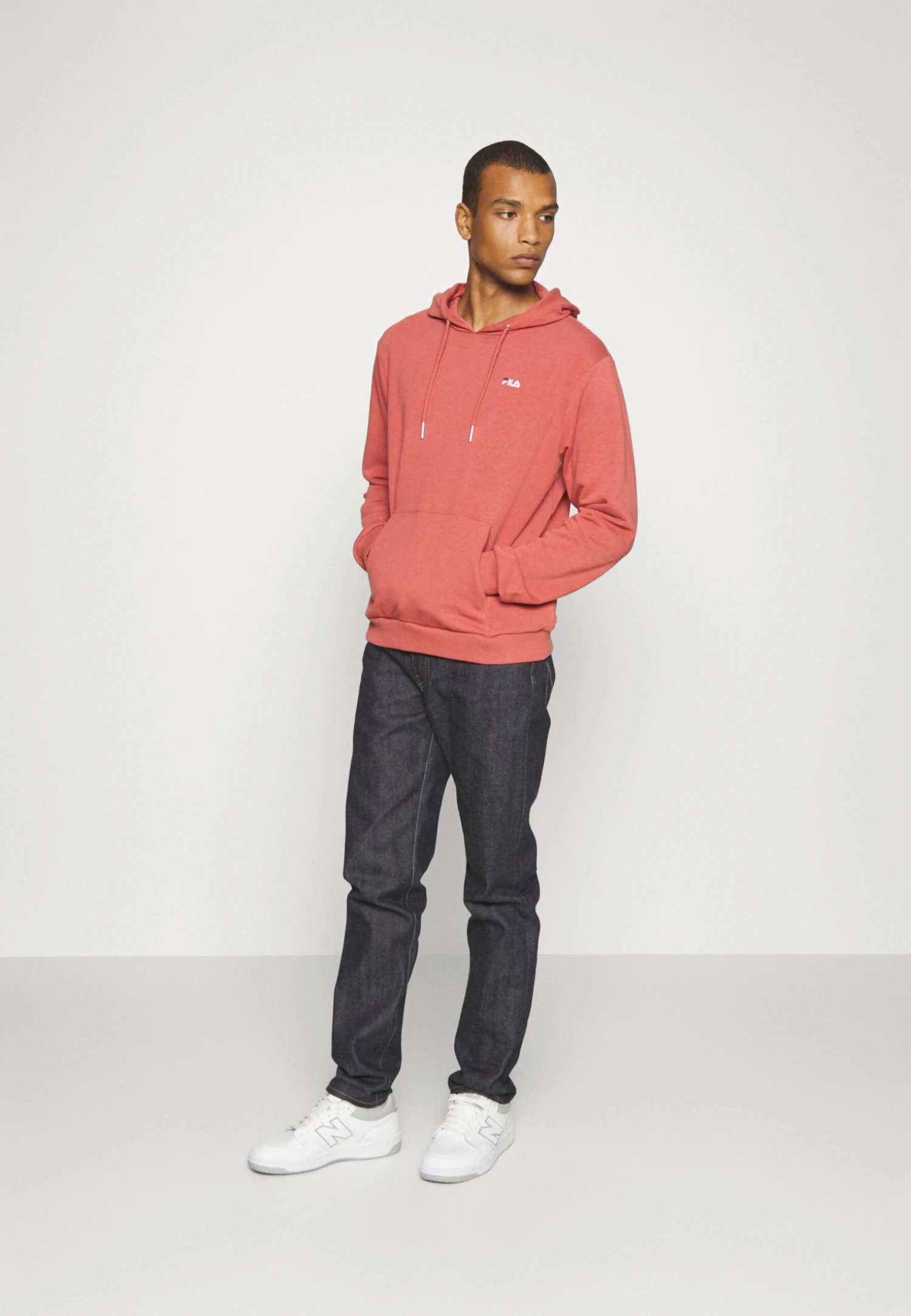 Fila Bengel Regular Hoody Unisex - Jersey Con Capucha - Marsala - Imagen 2