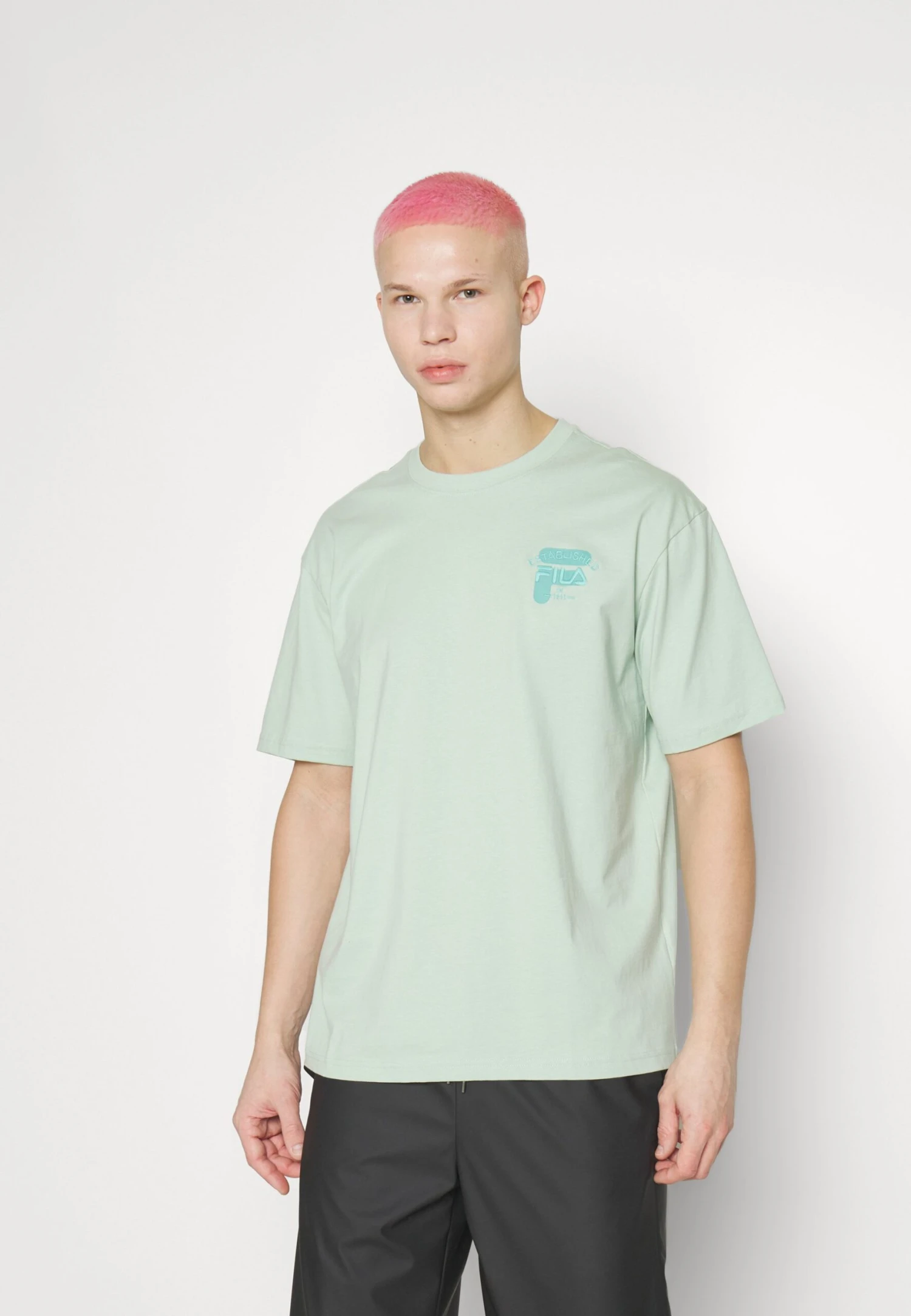 Fila Brovo Oversized Tee - Camiseta Básica - Silt Green - Imagen 3