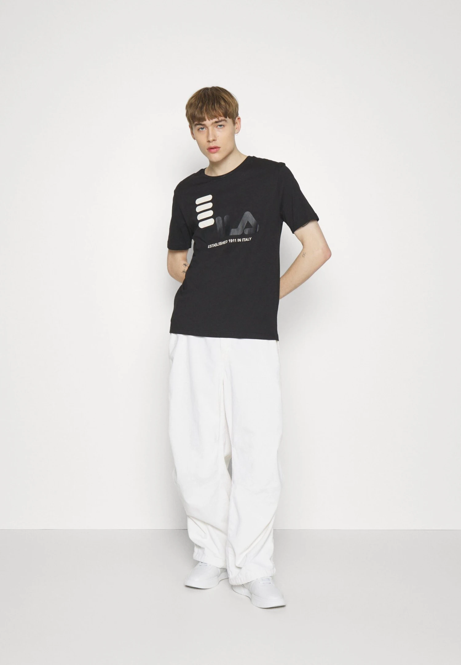 Fila Bippen Tee - Camiseta Estampada - Black - Imagen 5