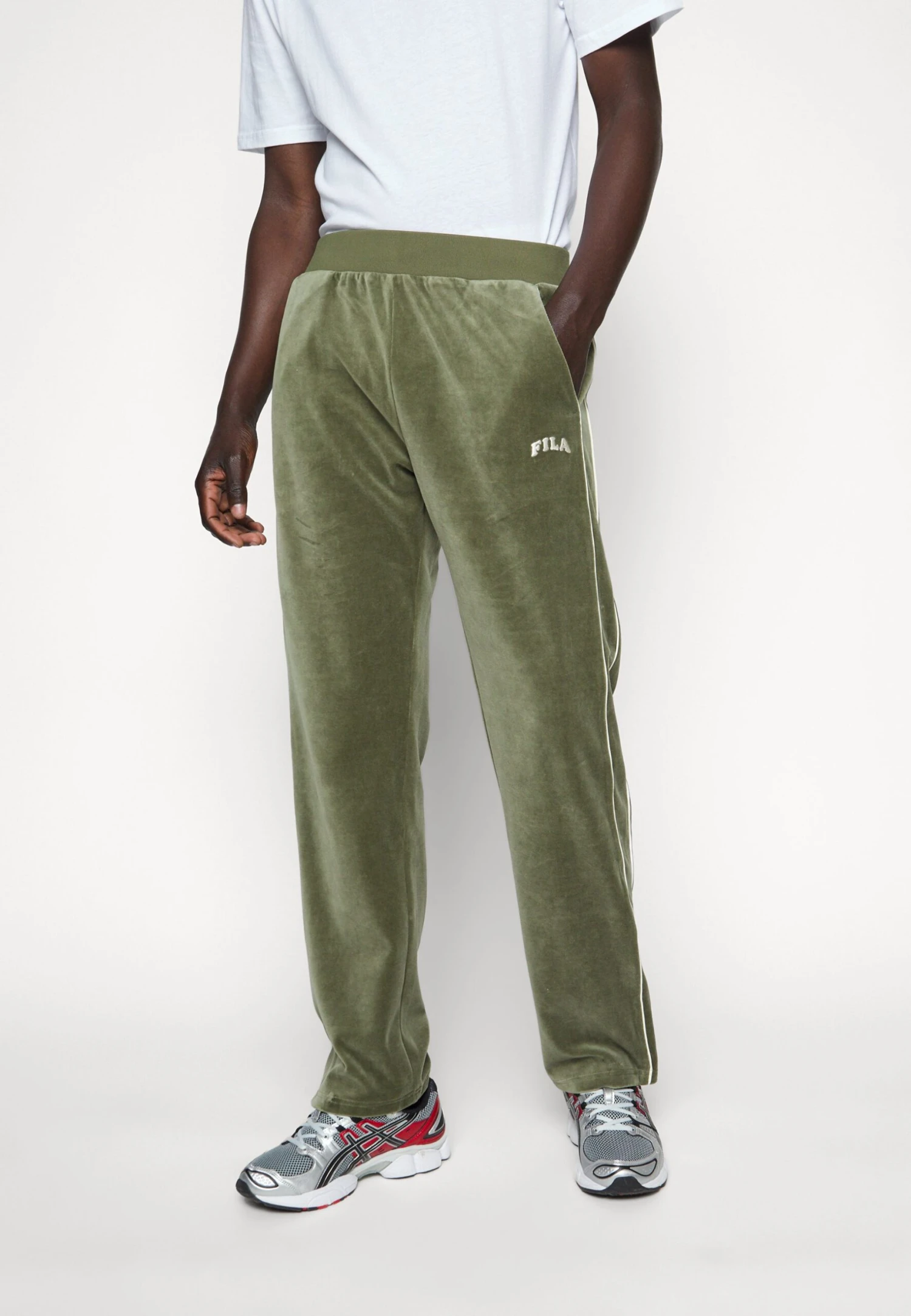 Fila Tegal Track Pants - Pantalones Deportivos - Olive Night - Imagen 3