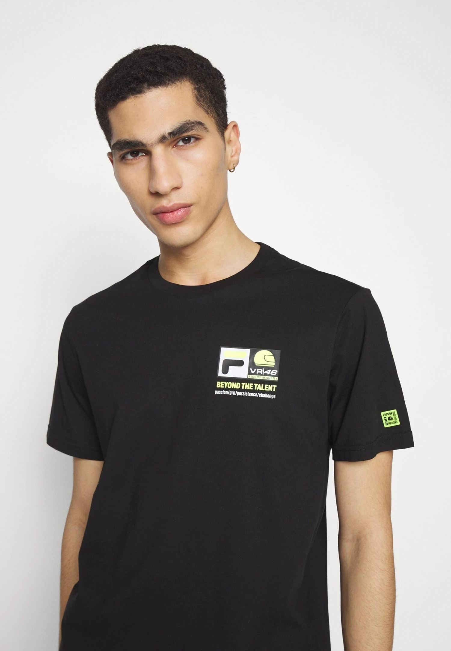 Fila Tee - Camiseta Estampada - Black - Imagen 6