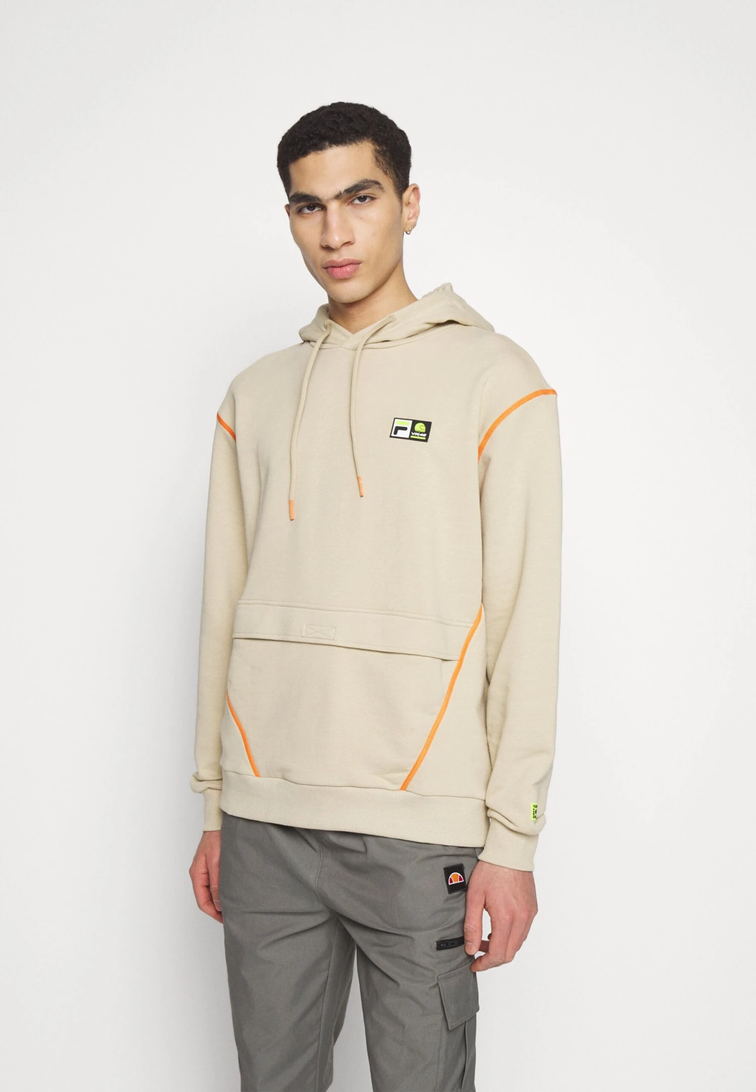 Fila Hoody Unisex - Jersey Con Capucha - Fields Of Rye - Imagen 3