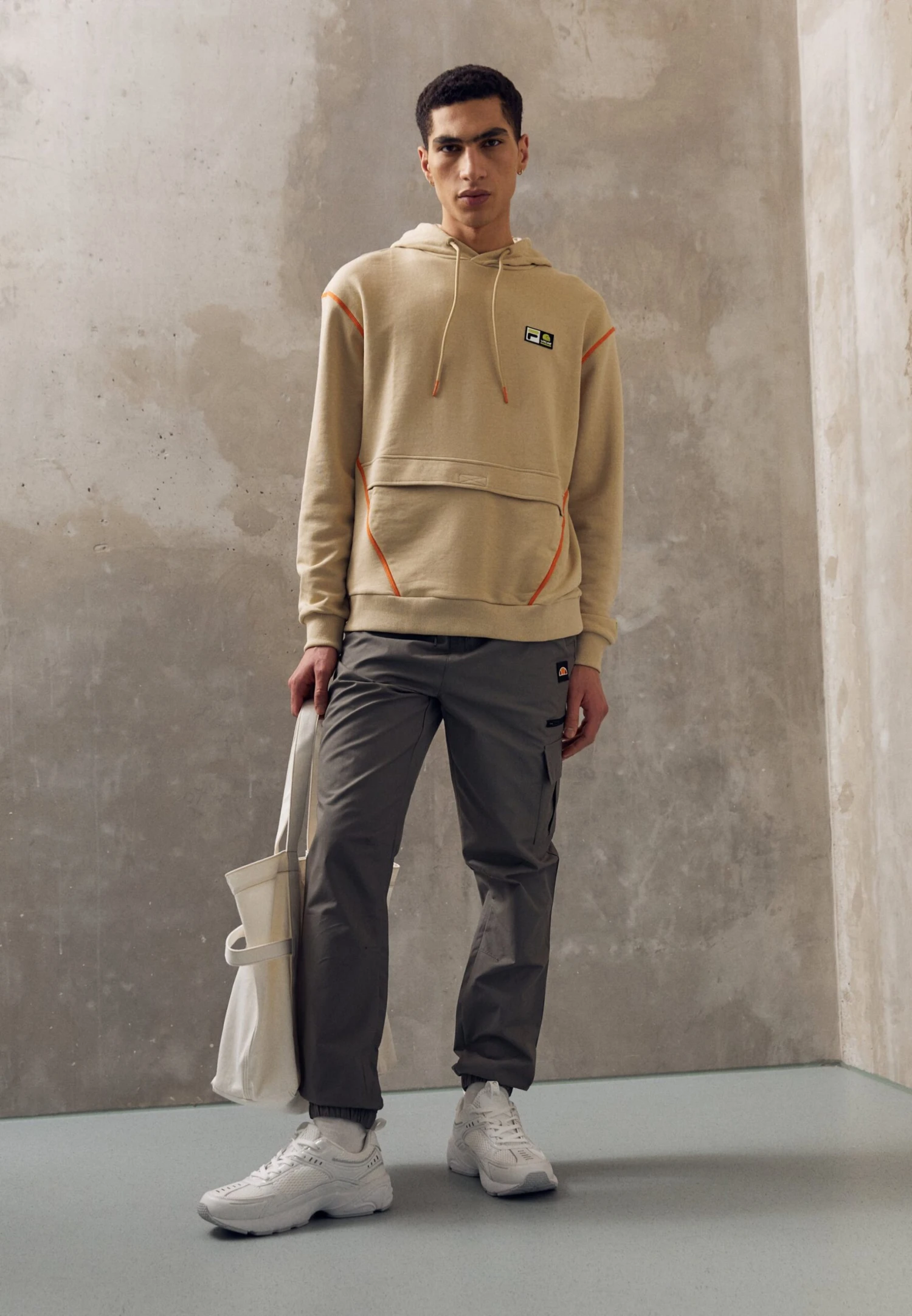 Fila Hoody Unisex - Jersey Con Capucha - Fields Of Rye - Imagen 2