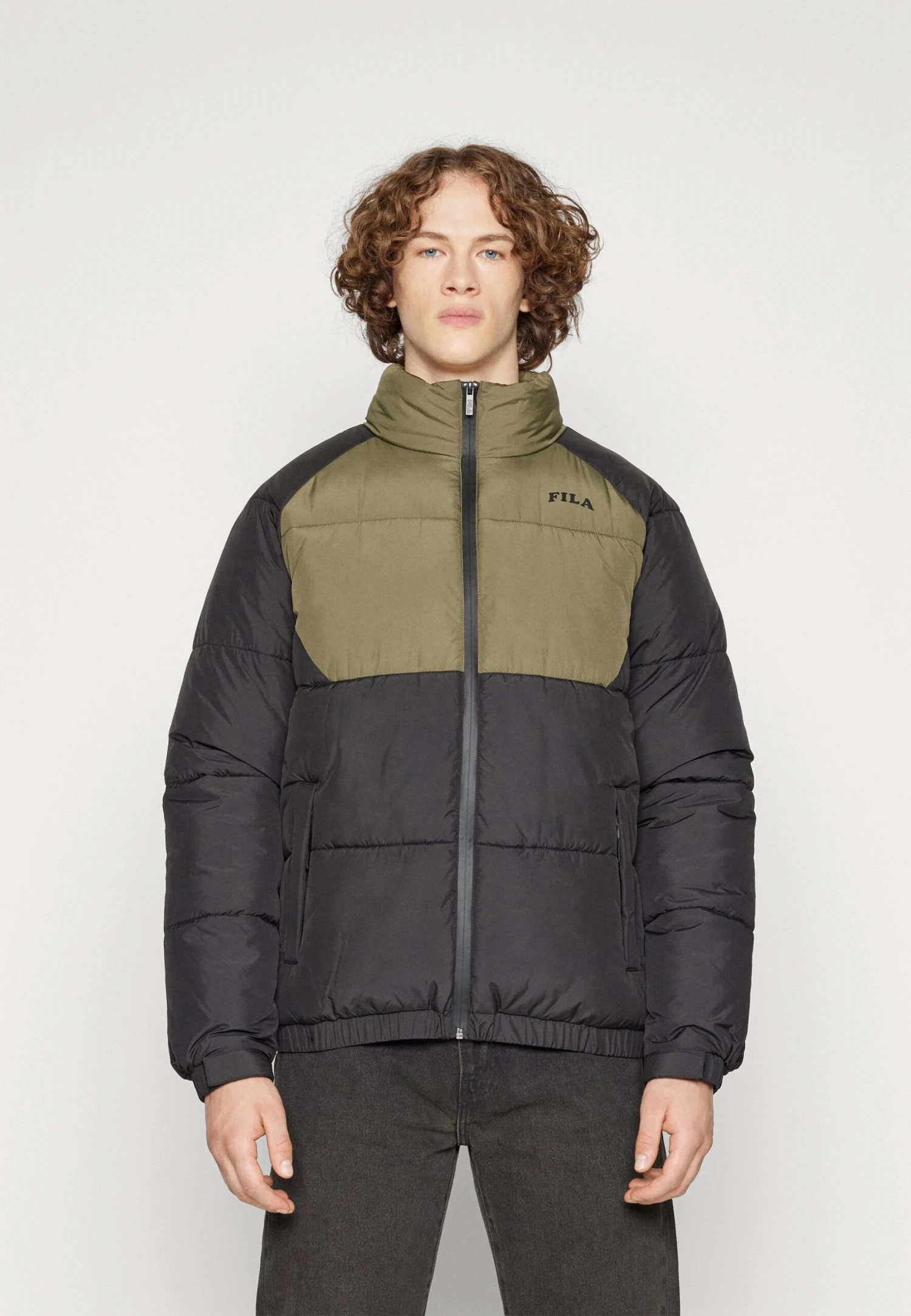 Fila Tarsus - Chaqueta De Invierno - Black/Olive Night - Imagen 3