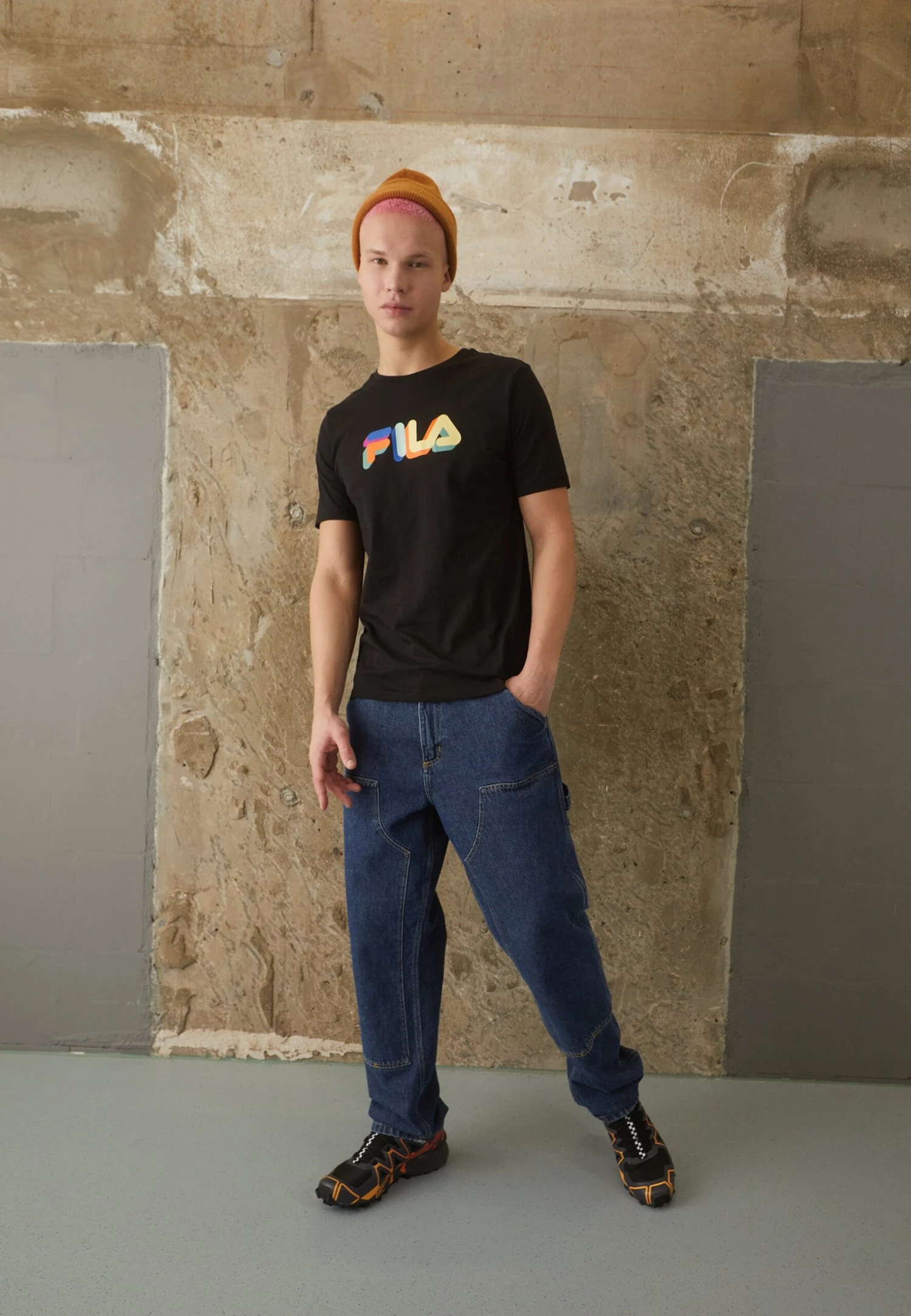 Fila Blunk Regular Graphic Tee - Camiseta Estampada - Black - Imagen 2