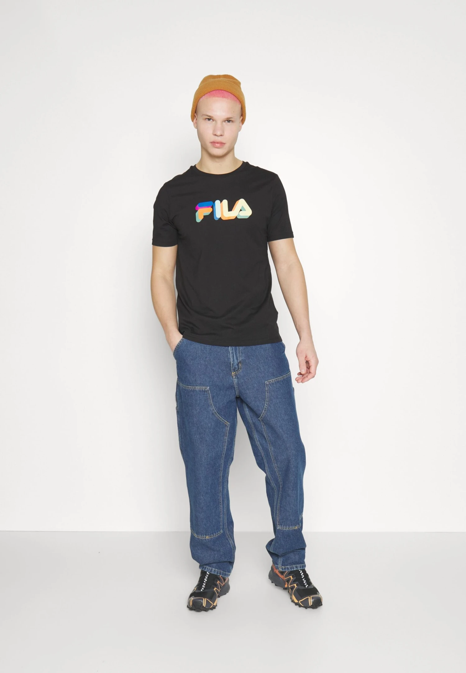Fila Blunk Regular Graphic Tee - Camiseta Estampada - Black - Imagen 5