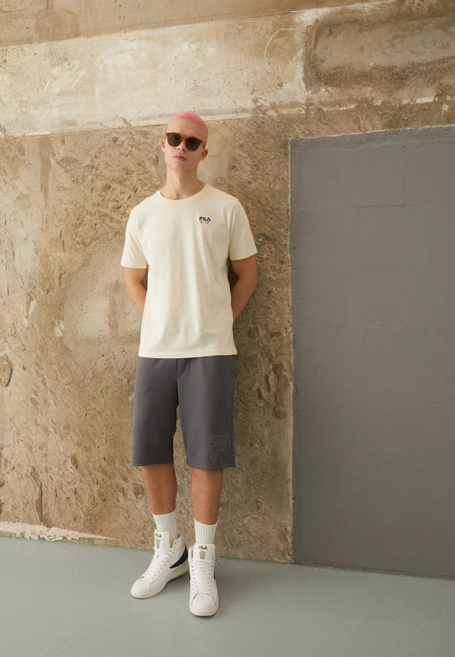 Fila Binzen Regular Graphic Tee - Camiseta Básica - Antique White - Imagen 2