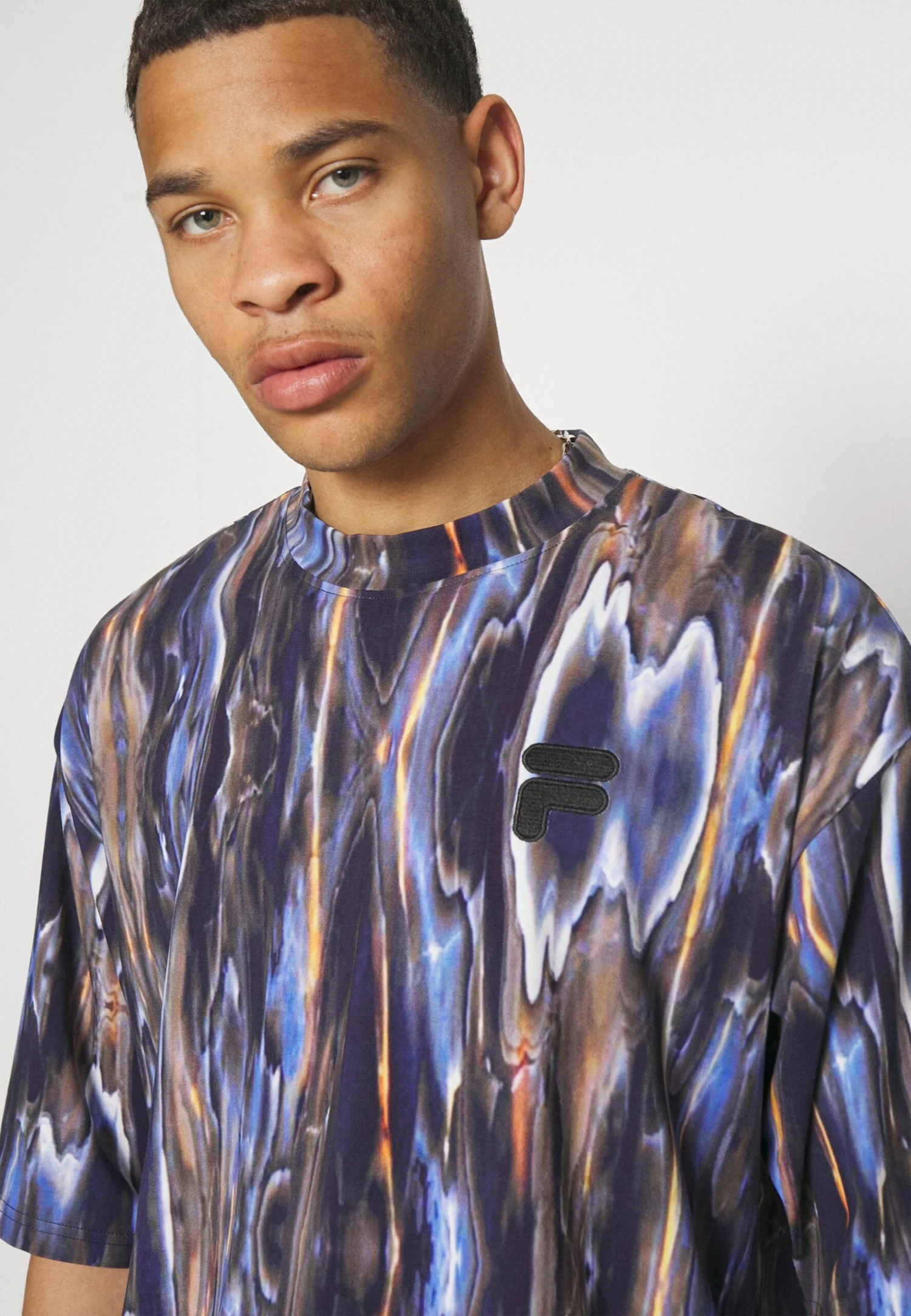 Fila Commercy Oversized Tee Unisex - Camiseta Estampada - Blue Melting - Imagen 5